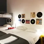 Castilho 63 & Hostel