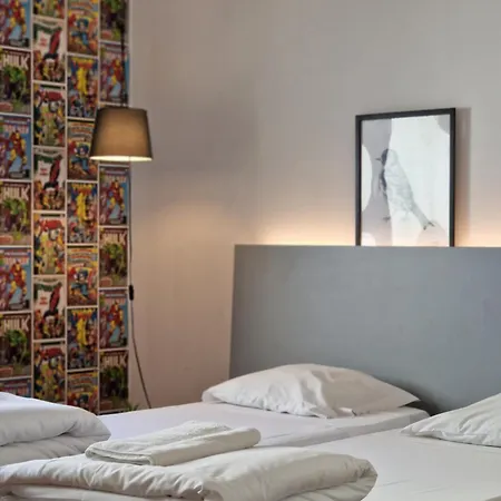 Castilho 63 Hostel