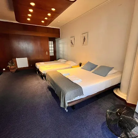 Hostel Castilho 63