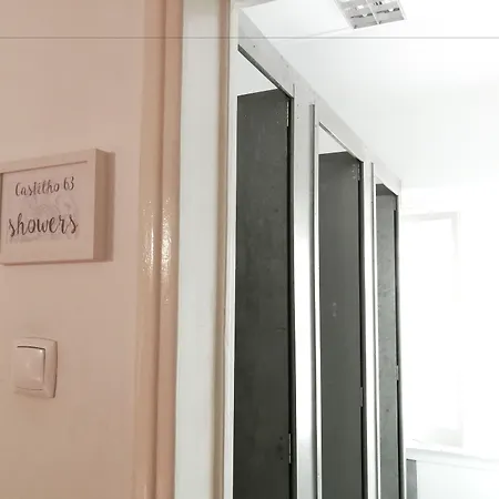 Hostel Castilho 63 &