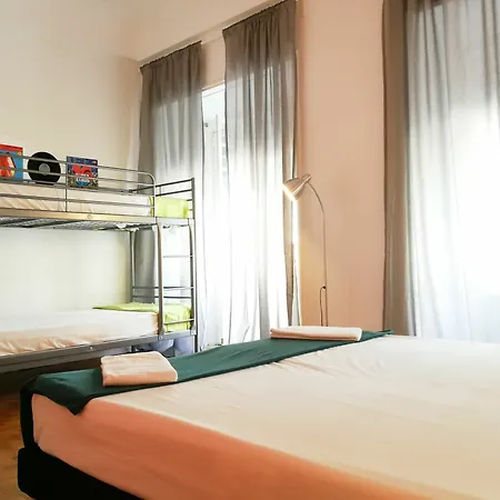 Hostel Castilho 63